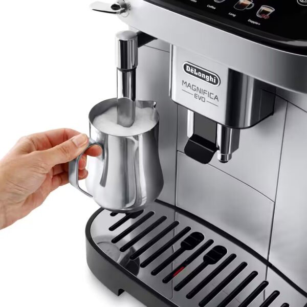 Delonghi Machine á Café  MAGNIFICA EVO 5 programmes
