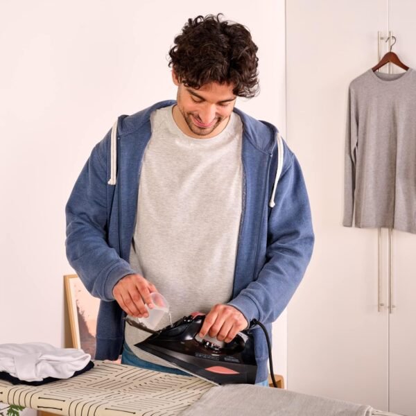 Fer à repasser BLACK & DECKER- 3000W- 45gr/mn - pressing 200gr/mn - semelle en céramique BXIR3000E