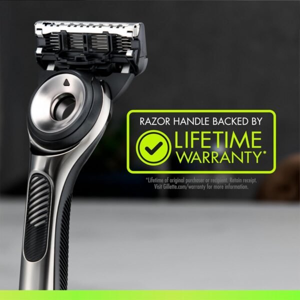 Gillette  Rasoir Labs pour hommes avec barre exfoliante, kit de rasage pour hommes, comprend 1 manche, 2 recharges de lames de rasoir, 1 support magnétique premium.
