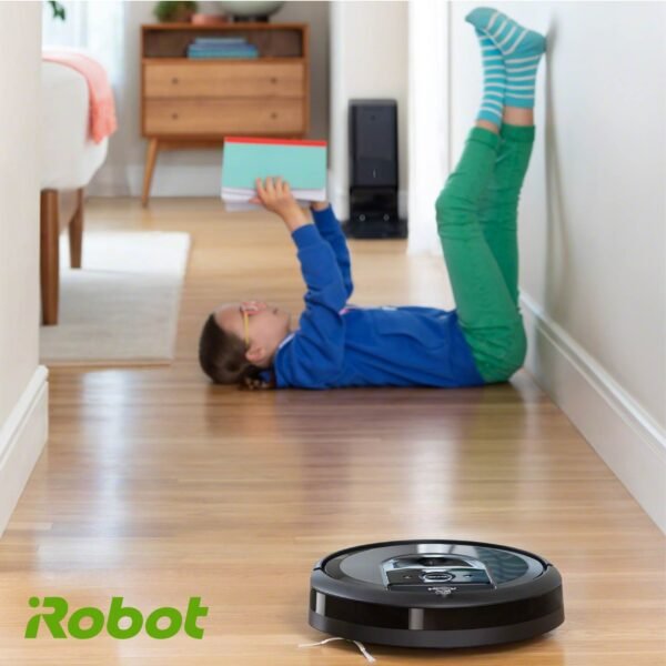 Irobot Roomba i7+ i7558 Aspirateur Robot avec Base Autonettoyante
