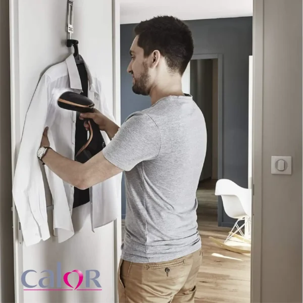 Calor Défroisseur à main Access Steam Care  Tête chauffante anguleuse   3niveaux de vapeur   Planche verticale DT9100C0, Noir / Cuivre