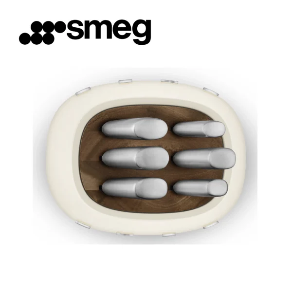 Bloc à couteaux Smeg KBSF02CR, 6 couteaux inclus, en acier inoxydable, corps du bloc et fente pour couteaux en acier inoxydable, bois d'acacia, couleur crème