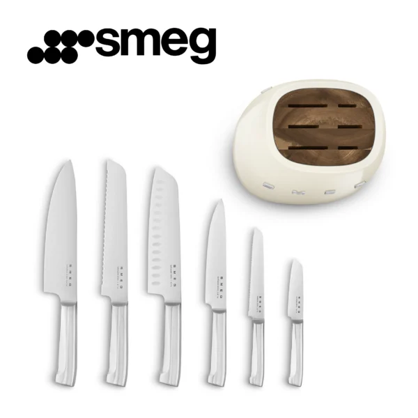 Bloc à couteaux Smeg KBSF02CR, 6 couteaux inclus, en acier inoxydable, corps du bloc et fente pour couteaux en acier inoxydable, bois d'acacia, couleur crème