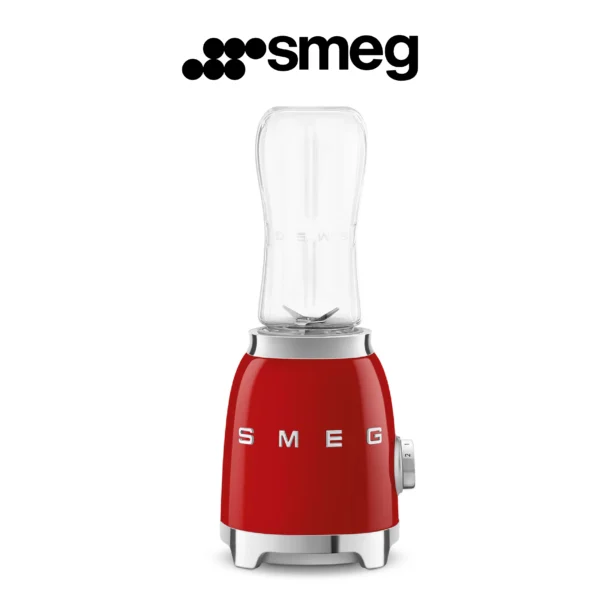 Smeg, Mini-blender Compact PBF01RDEU, 2 Niveaux de Vitesse, Blocage Moteur de Sécurité, 2 bouteilles de 600 ml Fournies, Base Antidérapante, Range cordon Intégré, 300W, Rouge