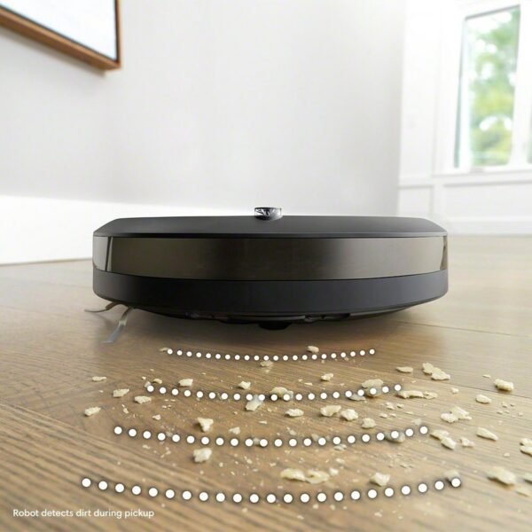 IRobot Roomba i3+ (i3554) - Aspirateur Robot connecté WiFi - Cartographie Intelligente - Nettoyage par pièce avec système d'autovidage - 2 extracteurs en Caoutchouc multisurfaces - Idéal pour Animaux