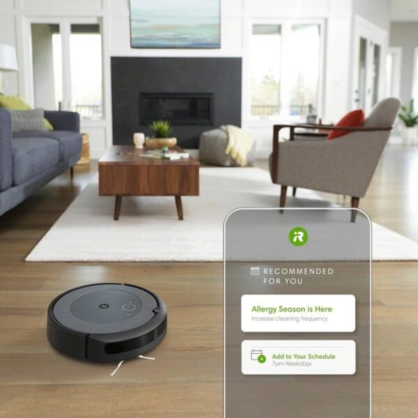 IRobot Roomba i3+ (i3554) - Aspirateur Robot connecté WiFi - Cartographie Intelligente - Nettoyage par pièce avec système d'autovidage - 2 extracteurs en Caoutchouc multisurfaces - Idéal pour Animaux